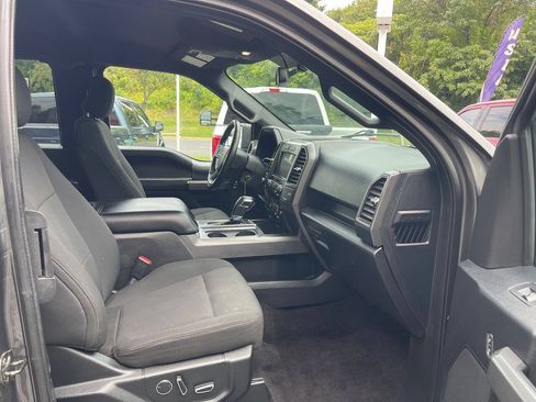 Used 2017 Ford F150 XLT w/ Equipment Group 302A Luxury AWD/4WD image 27
