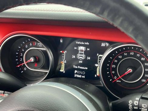 Used 2019 Jeep Wrangler Rubicon w/ Uconnect 4C Nav & Sound Group image 26