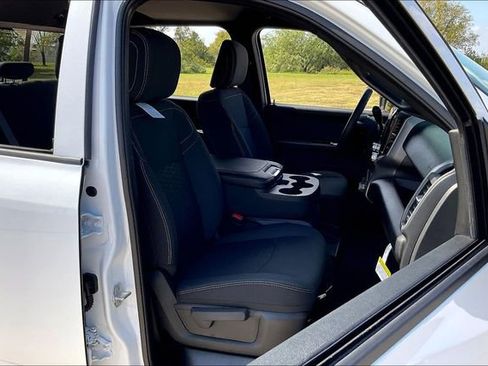 New 2026 RAM 3500 Tradesman AWD/4WD image 11