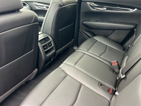 Used 2022 Cadillac XT5 Premium Luxury image 12