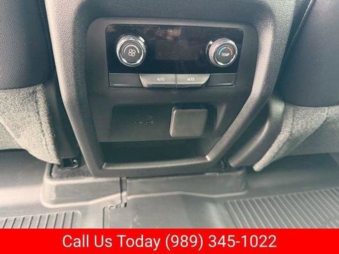 New 2026 Chevrolet Traverse Z71 w/ Enhanced Driving Package AWD/4WD image 30