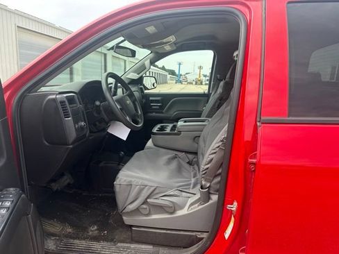 Used 2016 Chevrolet Silverado 1500 Custom w/ Custom Convenience Package AWD/4WD image 3