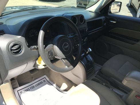 Used 2014 Jeep Patriot Sport w/ Power Value Group AWD/4WD image 11