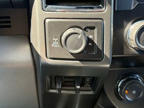 Used 2020 Ford F250 XLT w/ XLT Premium Package AWD/4WD image 20