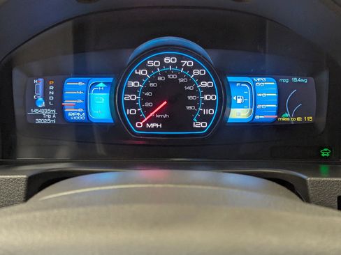 Used 2012 Ford Fusion Hybrid image 19