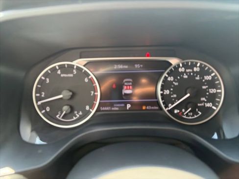 Used 2024 Nissan Rogue S FWD image 20