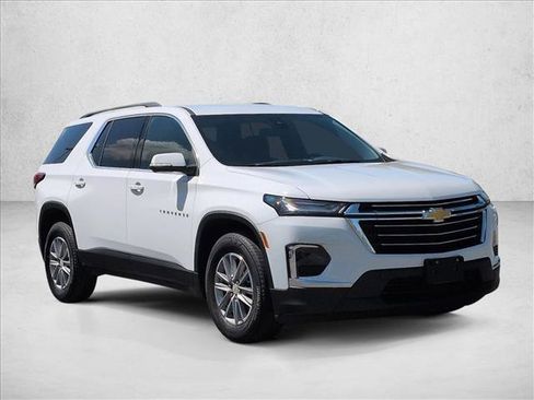 Used 2023 Chevrolet Traverse LT AWD/4WD image 3