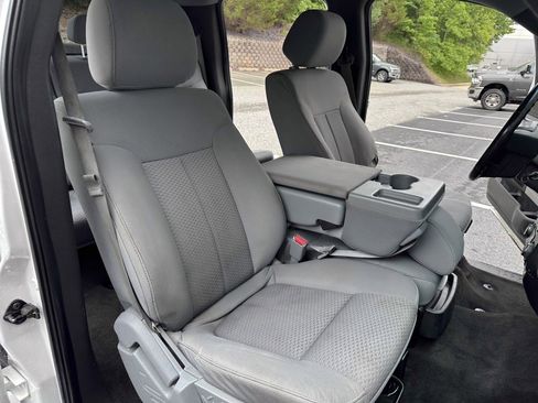 Used 2013 Ford F150 XLT w/ Luxury Equipment Group AWD/4WD image 35