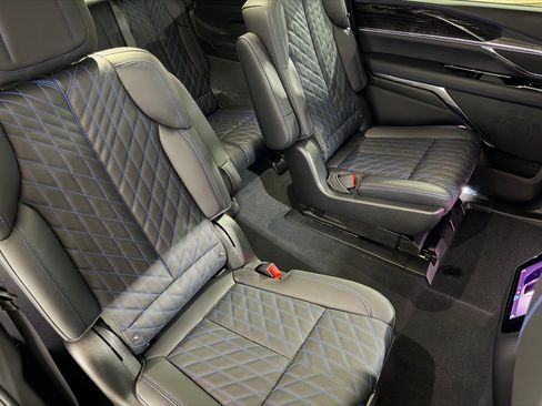 New 2026 Cadillac Escalade IQ Sport 1 w/ LPO, Floor Liner Package AWD/4WD image 50