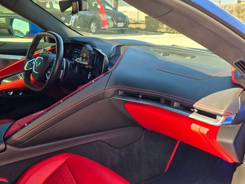 Certified 2022 Chevrolet Corvette Stingray Premium Cpe w/ Z51 Performance Package image 25