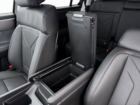 Certified 2026 Hyundai Santa Fe SEL image 19