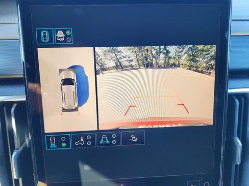 New 2026 GMC Acadia Elevation image 13