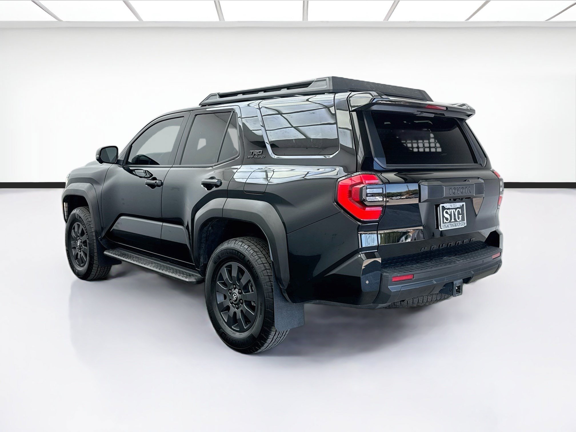 Used 2025 Toyota 4Runner TRD Off-Road Premium AWD/4WD image 6