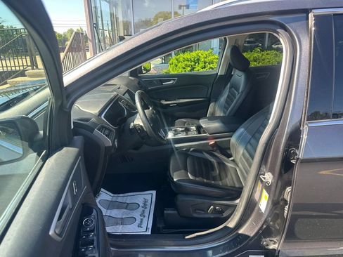 Used 2020 Ford Edge SEL w/ Cold Weather Package AWD/4WD image 10