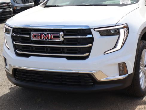 New 2026 GMC Acadia Elevation w/ Elevation Premium Package AWD/4WD image 4