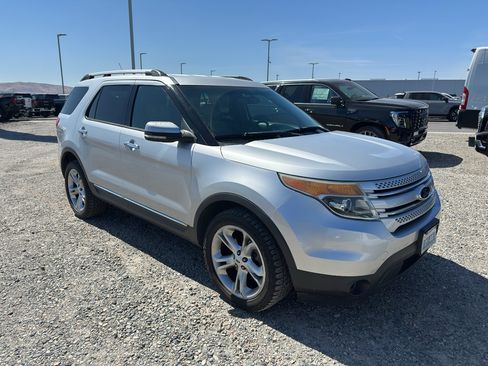Used 2013 Ford Explorer Limited AWD/4WD image 2