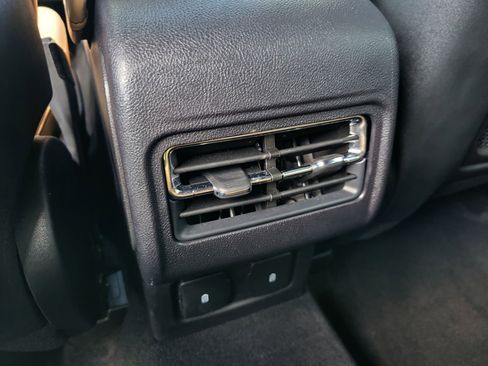 Used 2023 Lincoln Corsair Reserve w/ Jet Appearance Package image 17