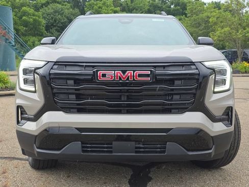 New 2026 GMC Terrain Elevation w/ Elevation Premium Package AWD/4WD image 11