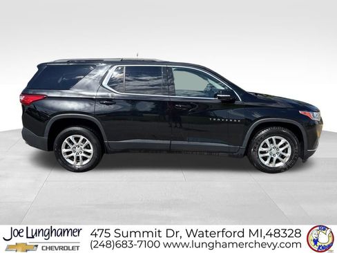 Certified 2020 Chevrolet Traverse LT FWD image 2