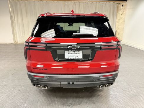 New 2026 Chevrolet Traverse LT w/ Midnight/Sport Edition image 4
