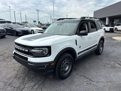 Used 2024 Ford Bronco Sport Outer Banks AWD/4WD image 3
