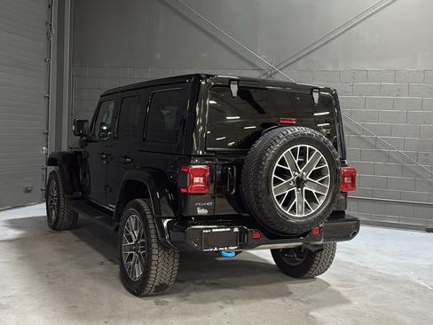 Used 2024 Jeep Wrangler High Altitude AWD/4WD image 4