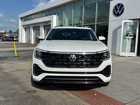 New 2026 Volkswagen Atlas Cross Sport SEL Premium R-Line AWD/4WD image 2