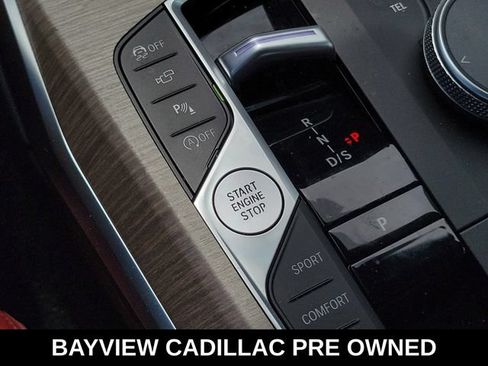 Used 2025 BMW 230i Coupe w/ Convenience Package RWD image 26