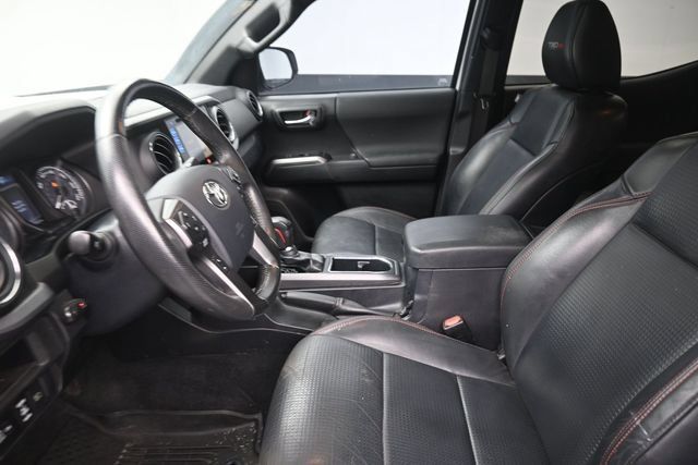 Used 2019 Toyota Tacoma TRD Pro w/ Desert Air Intake Package AWD/4WD image 17