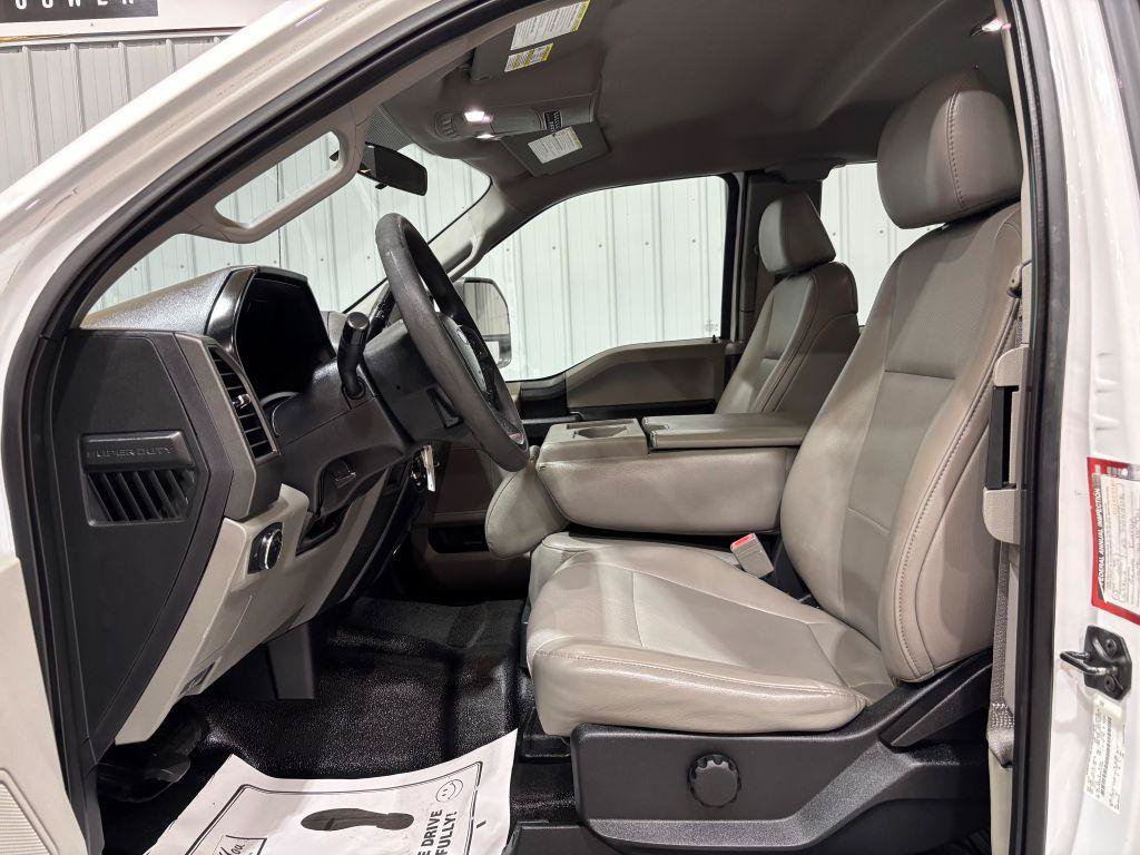 Used 2018 Ford F250 XL w/ Power Equipment Group AWD/4WD image 11
