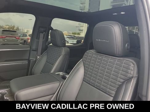 Used 2025 GMC Sierra EV Denali AWD/4WD image 17