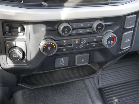 Certified 2024 Ford F450 XL w/ XL Chrome Package image 12