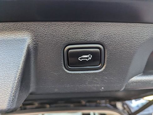 Used 2021 Hyundai Palisade SEL image 50