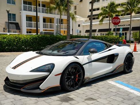 Used 2019 McLaren 600LT RWD image 9