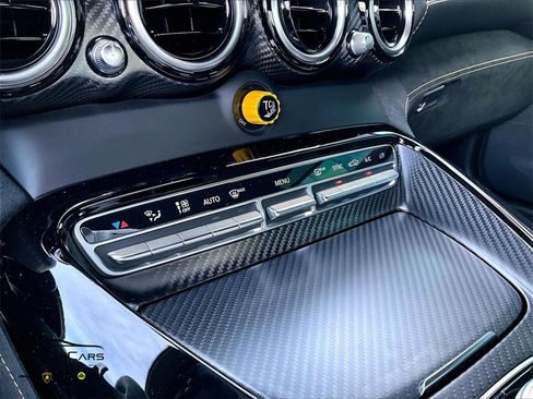 Used 2018 Mercedes-Benz AMG GT R image 25