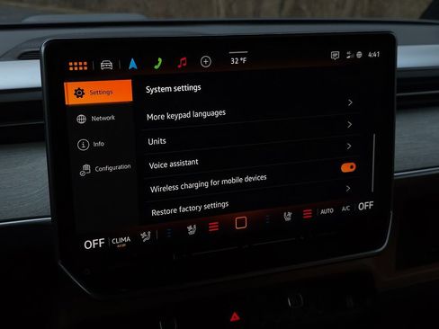 Used 2025 Volkswagen ID. Buzz Pro S image 51