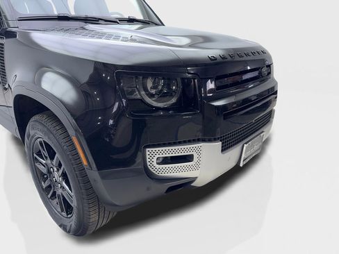 Used 2025 Land Rover Defender 110 S AWD/4WD image 17