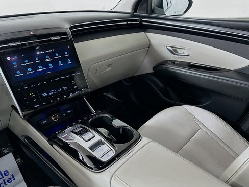 Certified 2024 Hyundai Tucson Limited image 24