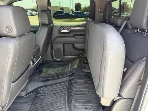 Used 2025 GMC Sierra 1500 SLT AWD/4WD image 21