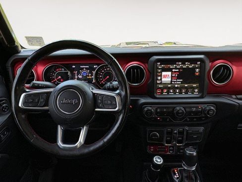 Used 2021 Jeep Wrangler Unlimited Rubicon AWD/4WD image 2