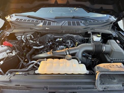 Used 2024 Ford F150 XL image 10