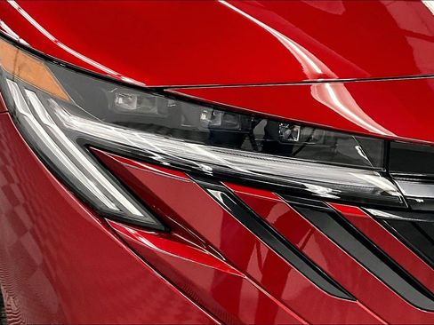 New 2026 Nissan Sentra SV w/ SV Convenience Package FWD image 14