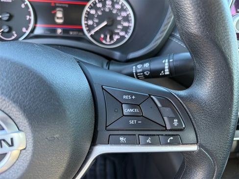 Used 2023 Nissan Sentra SV image 18