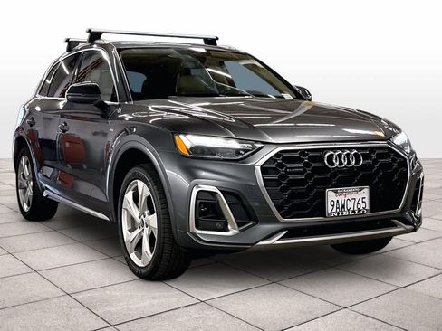 Used 2022 Audi Q5 2.0T Premium Plus AWD/4WD image 2