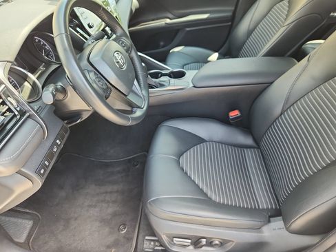 Used 2024 Toyota Camry SE FWD image 10