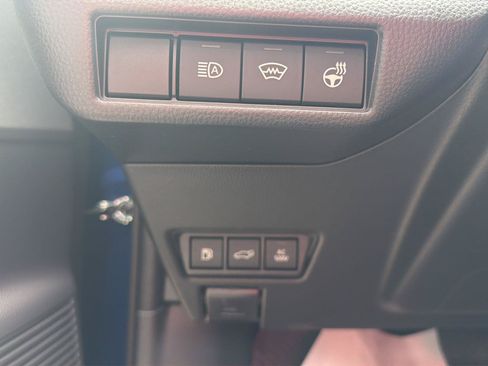 New 2026 Toyota Prius Plug-In Hybrid FWD image 13