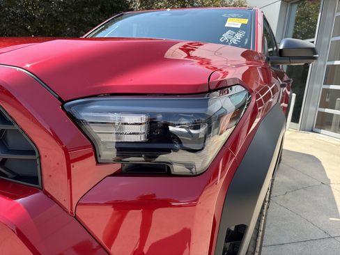 Used 2026 Toyota 4Runner TRD Off-Road Premium AWD/4WD image 11