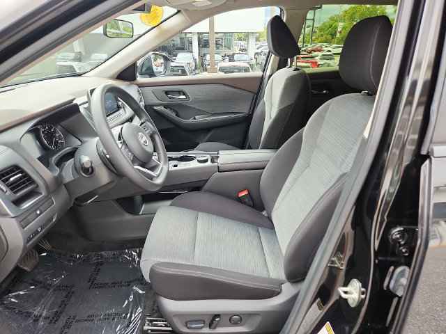 Used 2023 Nissan Rogue SV AWD/4WD image 13