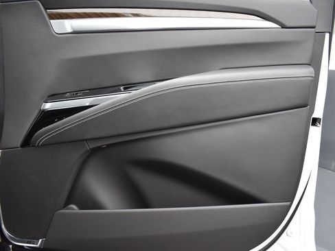 Certified 2025 Cadillac Escalade Sport Platinum image 39