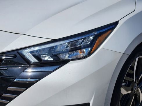 New 2025 Nissan Versa SR w/ Electronics Package image 7